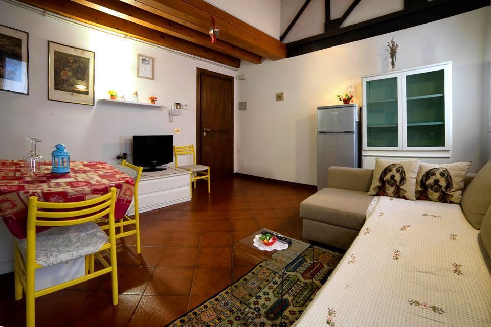 Holiday Treviso Suite Lombardi Esterno foto